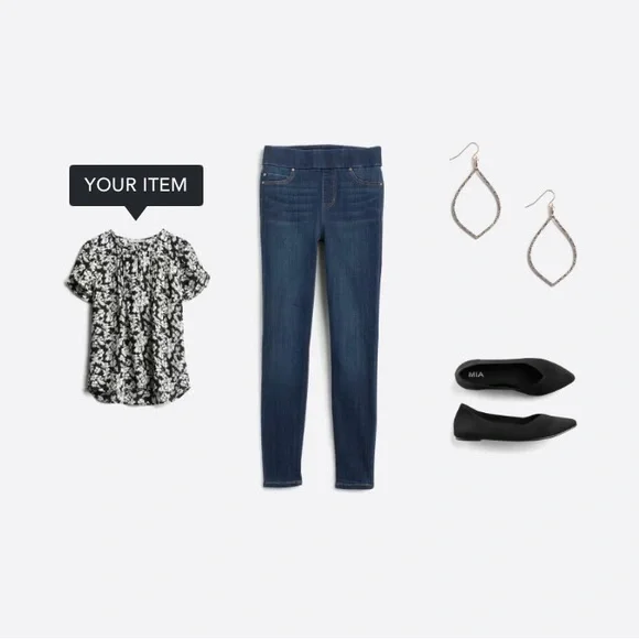 DANIEL RAINN Calisto Pleat Detail Tulip Sleeve Blouse | Medium | Black - Picture 4 of 5